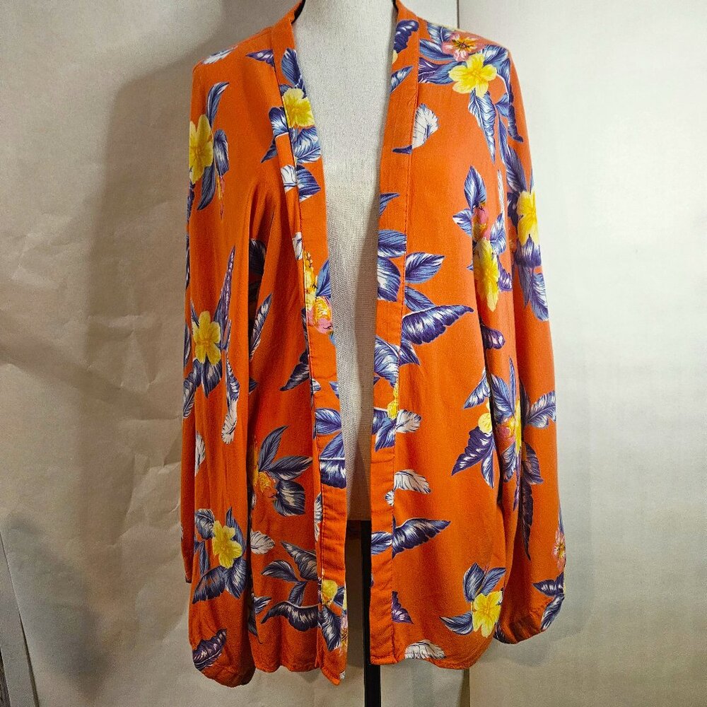 STYLE ENVY Tropical Floral Rayon S/M Kimona with Open-Front Ruched Back Detail